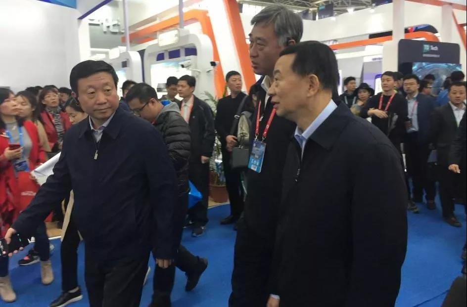 �������ǲ�-������ʱ�й�����